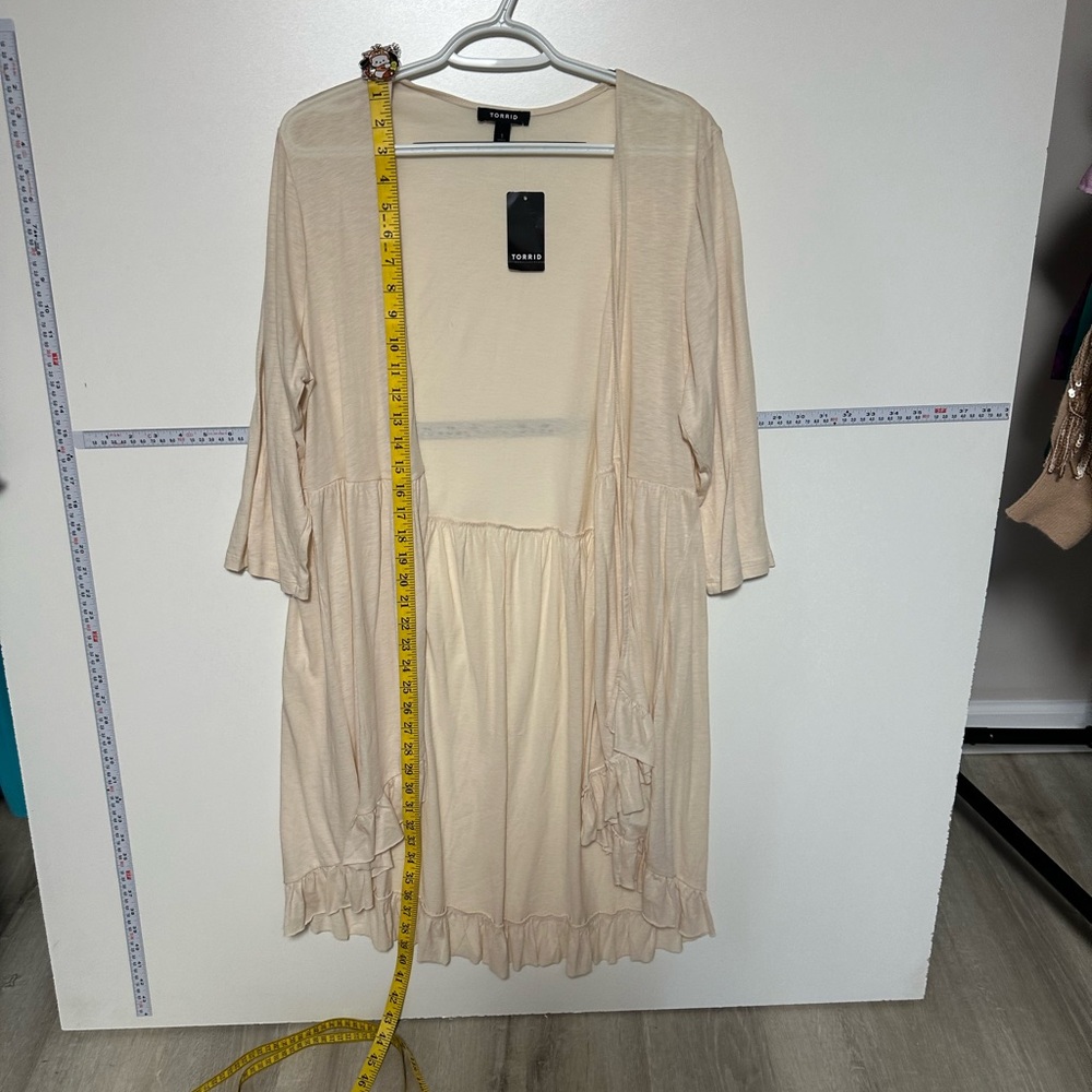 Torrid Cream Open-Front Shrug